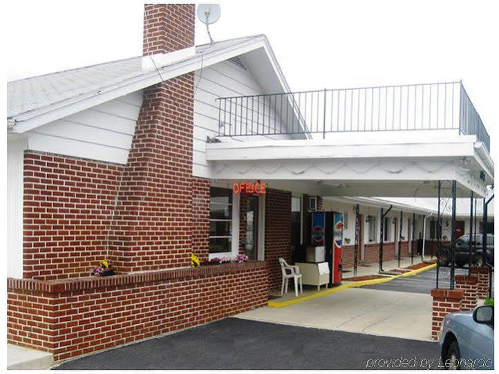 Scottish Inns Fayetteville Exterior foto
